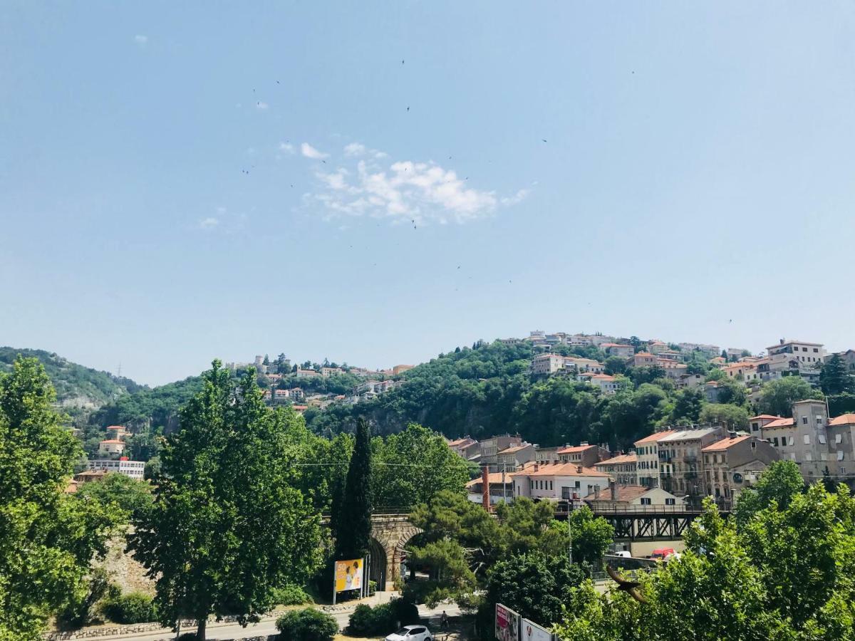 Venari Apartments, Риека Экстерьер фото